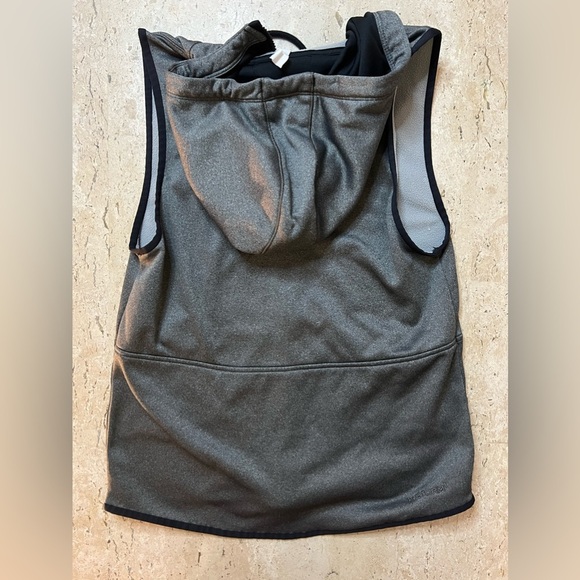 UUnder Armour Cold Gear Women’s Half Zip Sleeveless Pullover Size Small - Picture 3 of 5